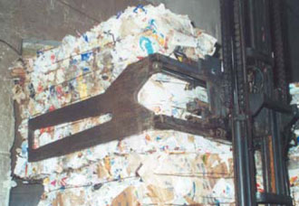 Тюковый захват для складирования мусора